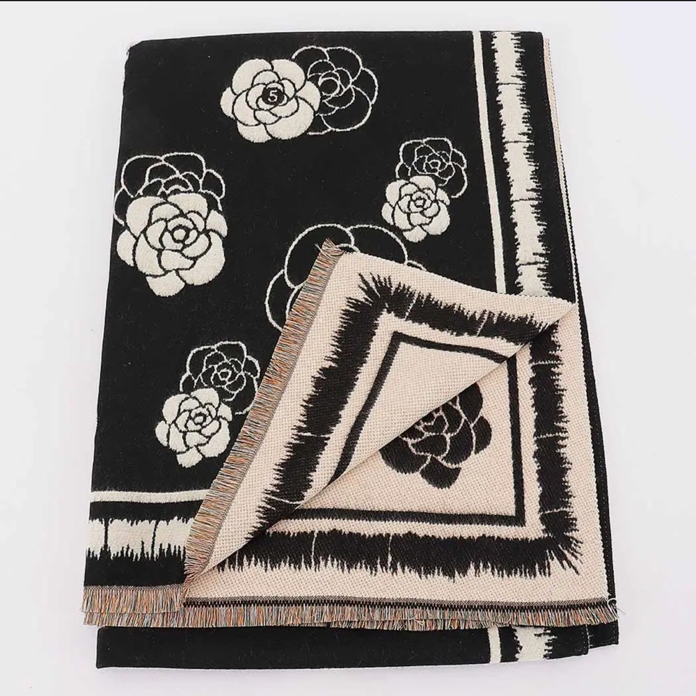 Floral Black and White Reversible Shawl - Picture 4 of 4